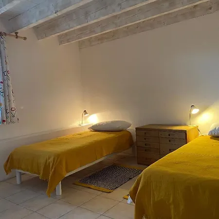 Maison Dans Propriete Au Milieu Des Vignes En Drome Provencale