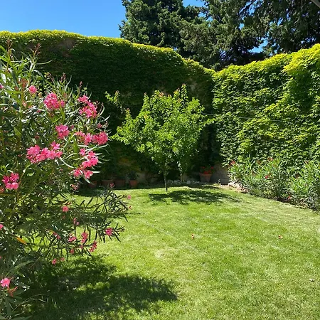 Maison Dans Propriete Au Milieu Des Vignes En Drome Provencale