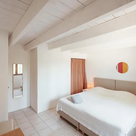 Maison Dans Propriete Au Milieu Des Vignes En Drome Provencale *